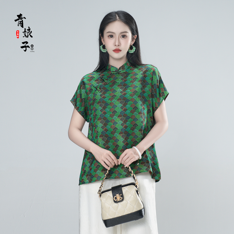 青娘子-香云纱(子景)提花花萝国风旗袍领新中式修身套头短袖61142