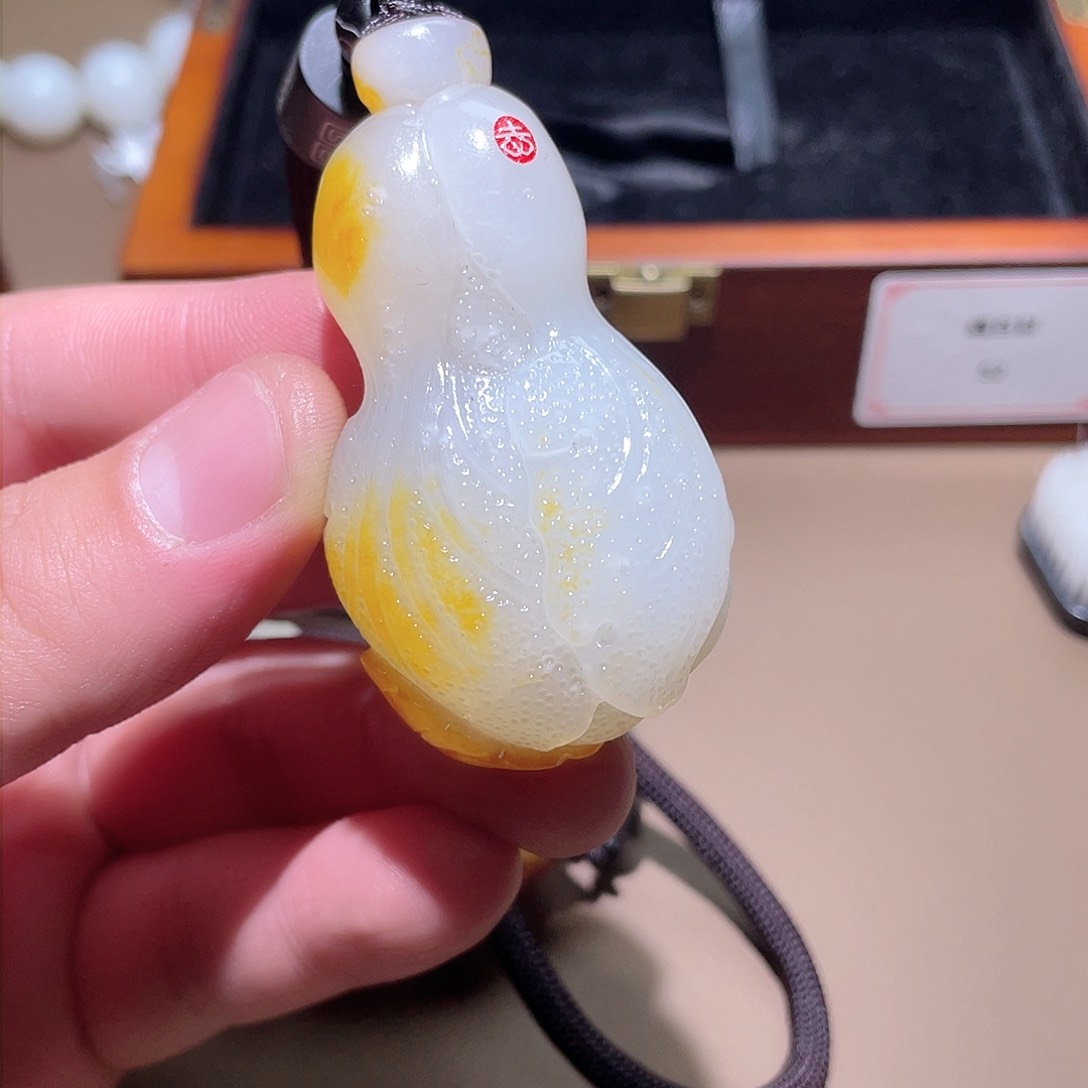 和田玉颈饰未镶嵌Z6