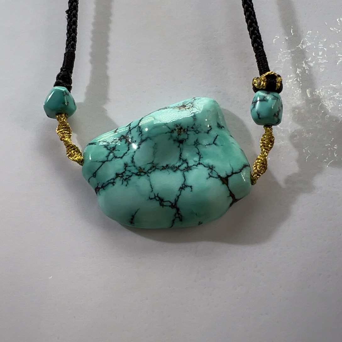 绿松石未镶嵌挂件