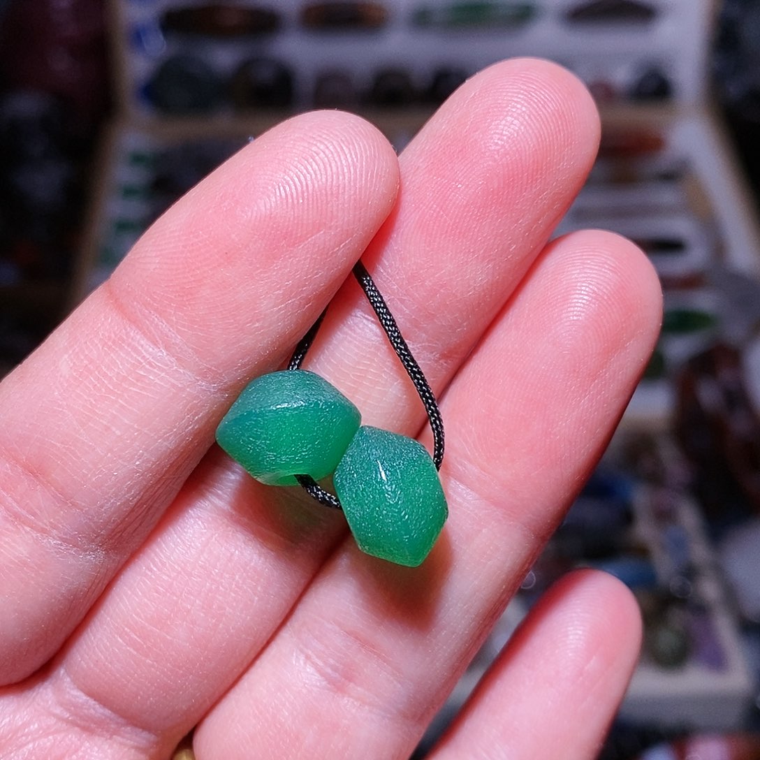 玛瑙吊坠未镶嵌….