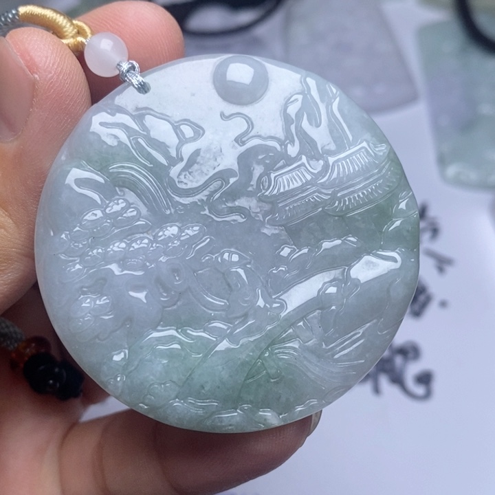 颈饰未镶嵌翡翠翡翠