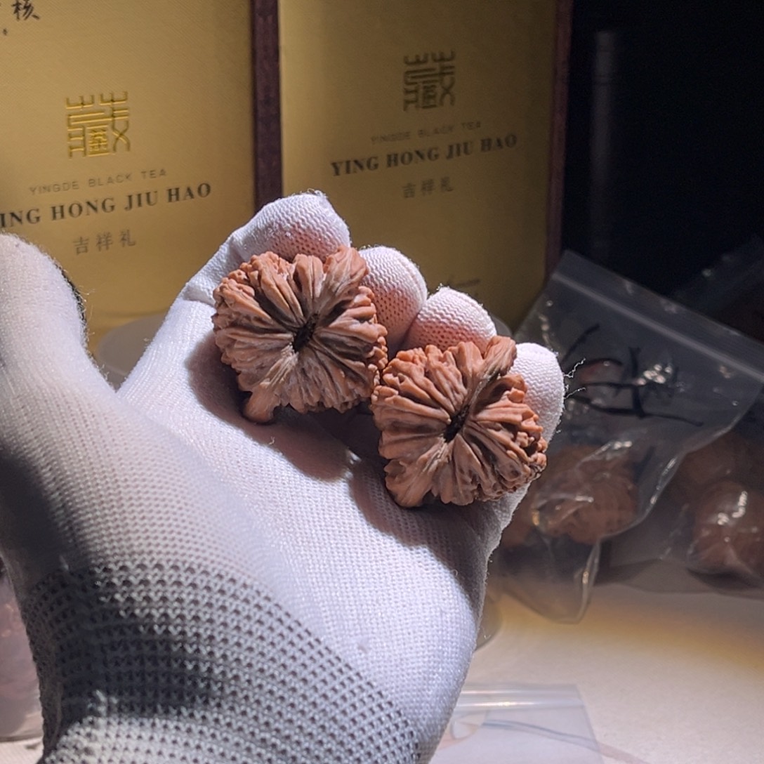 媳***迷全皮。42楼子 全皮。