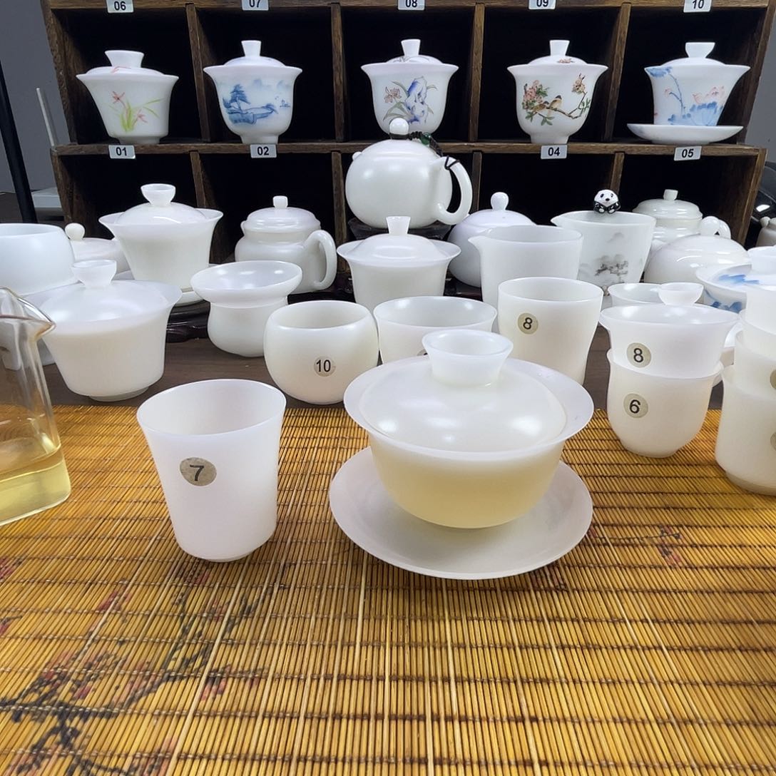 小***饰璞玉盖碗啊啊啊啊啊啊啊啊