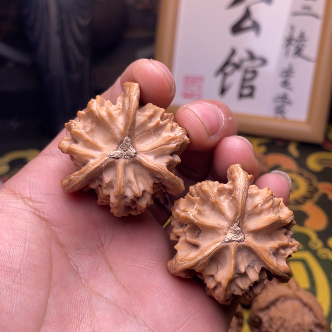 文玩核桃吊坠骏****务盘山