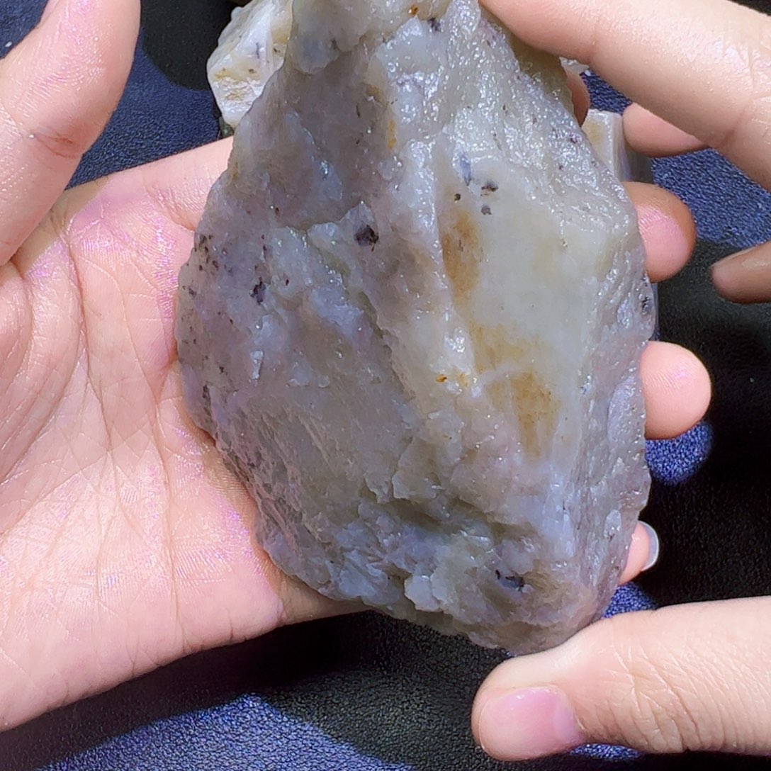 未镶嵌和田玉（糖玉）珠宝半成品