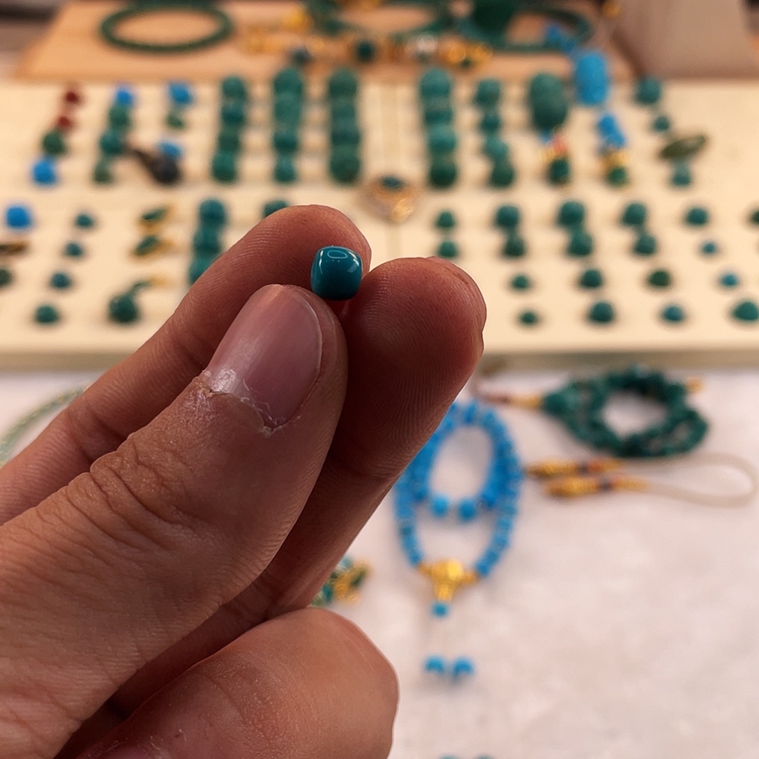 绿松石未镶嵌耳饰