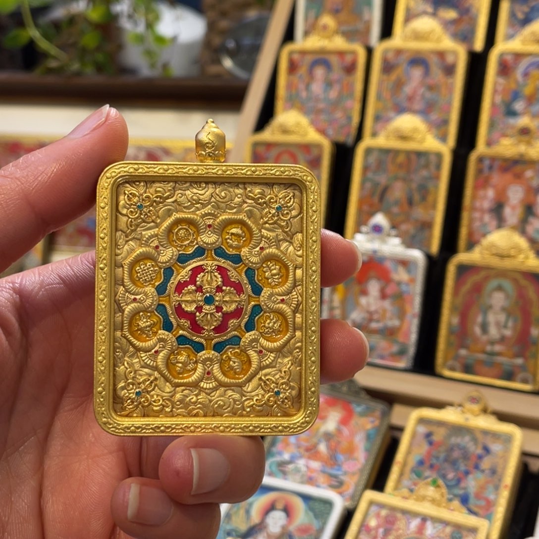 哒***妮吊坠补换盒子拉萨直发