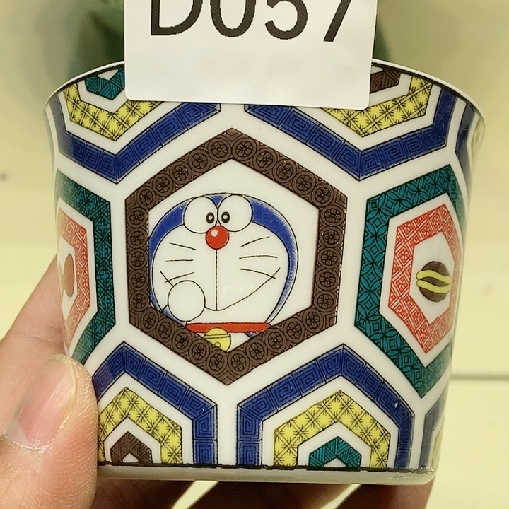 茶具瓷器杂项如图所示