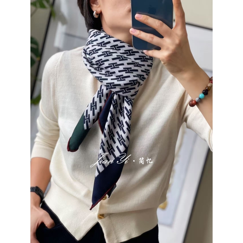 【结构之舞】经典通勤精纺澳洲羊毛105方巾双面同色披肩围巾女