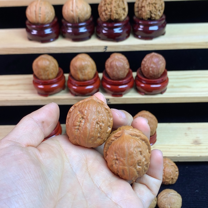 吊坠文玩核桃冰****瓜金蛤蟆