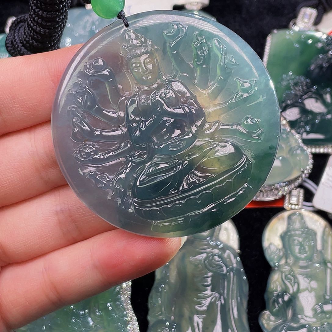 翡翠颈饰未镶嵌5，