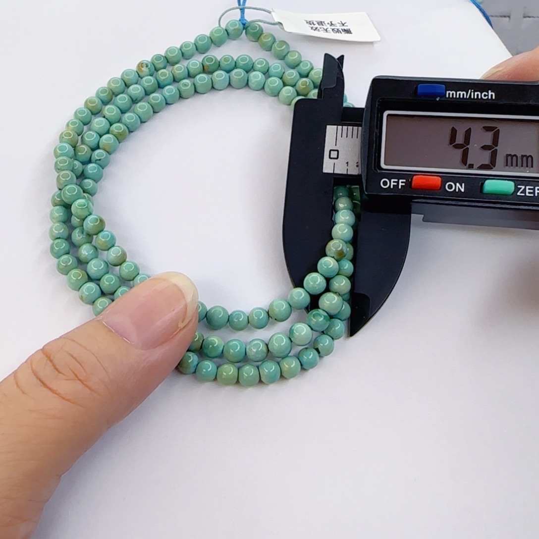 绿松石未镶嵌颈饰