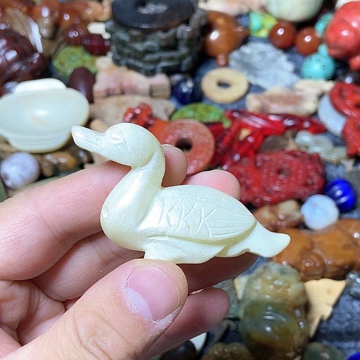 和田玉未镶嵌颈饰102