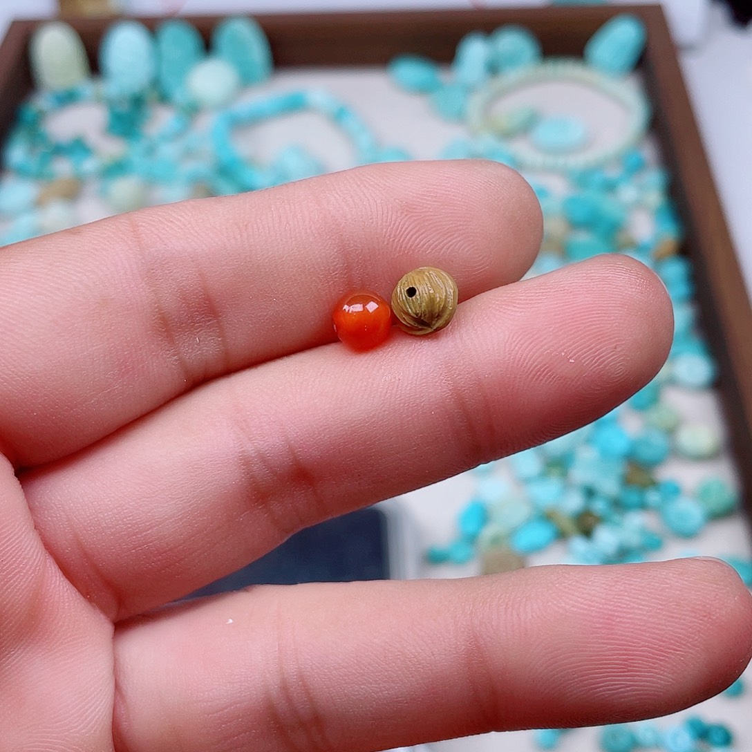 9***.南红玛瑙未镶嵌颈饰473