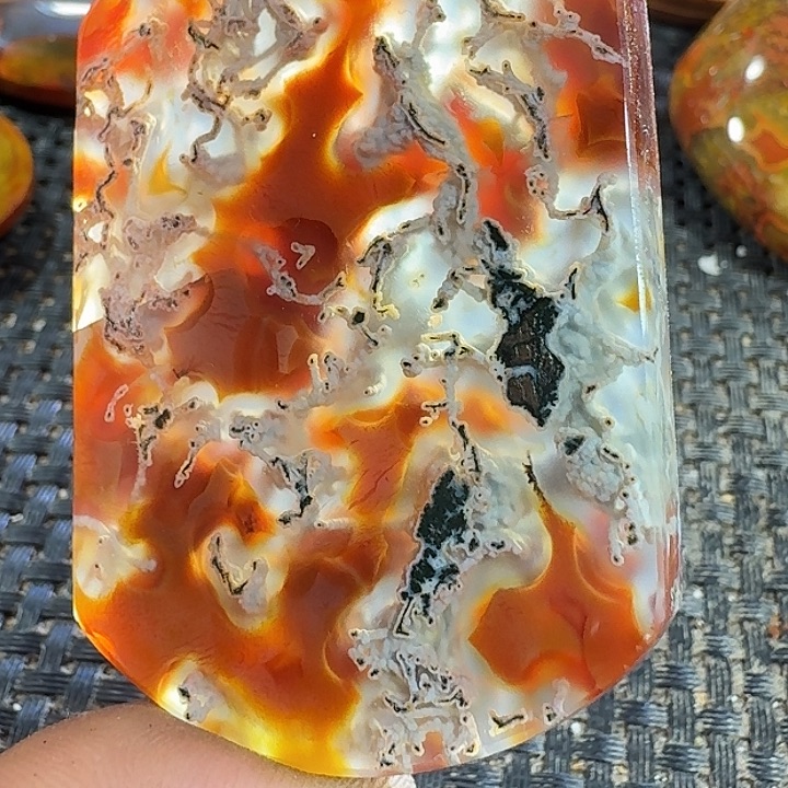 胡***巴玛瑙/玉髓未镶嵌颈饰