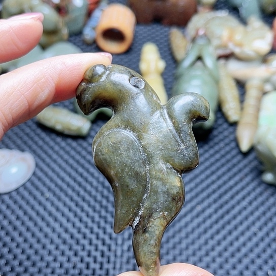 白玉菩提吊坠摆件