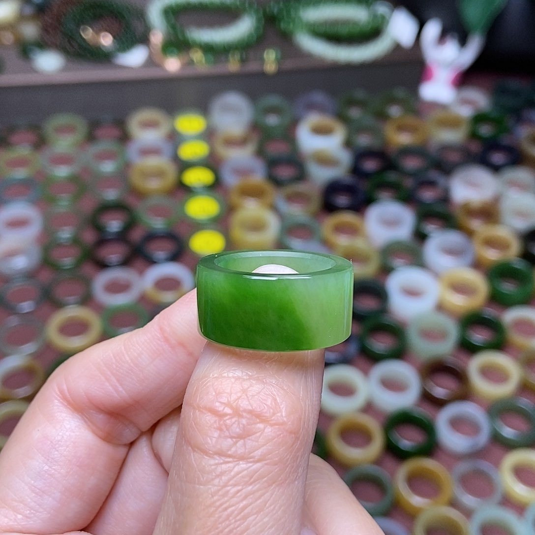 和田玉戒指未镶嵌16.4