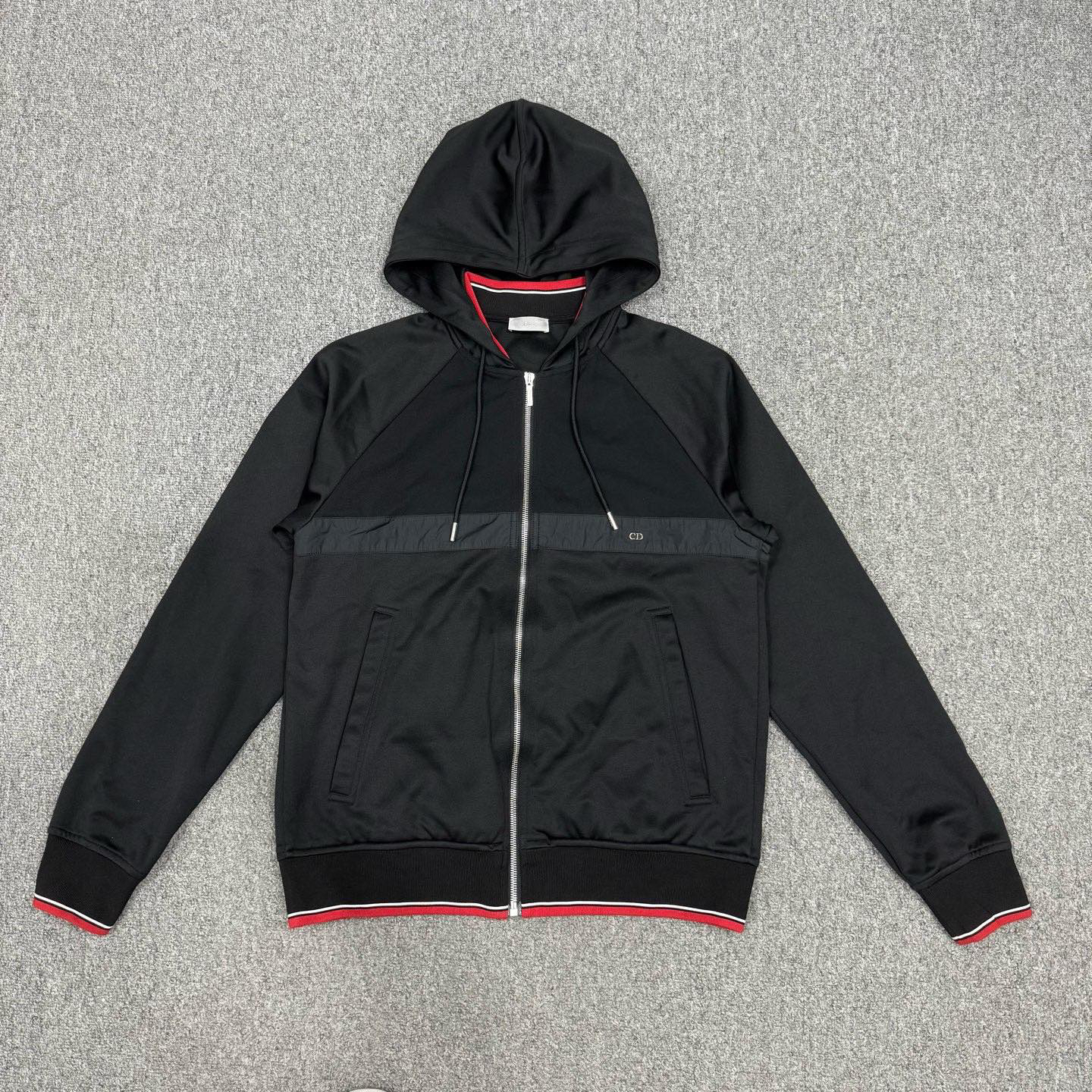 99新 DIOR/迪奥 14399381 黑色logo金属标识连帽拉链外套 M码