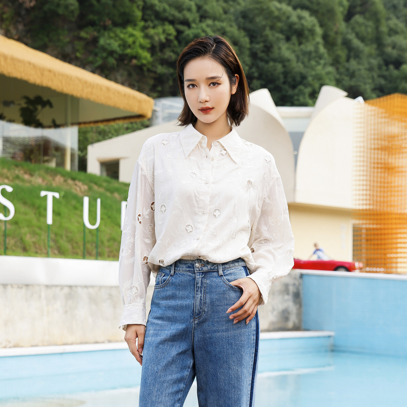 婉甸2025春季新品刺绣衬衫优雅风1241S17SX4YX