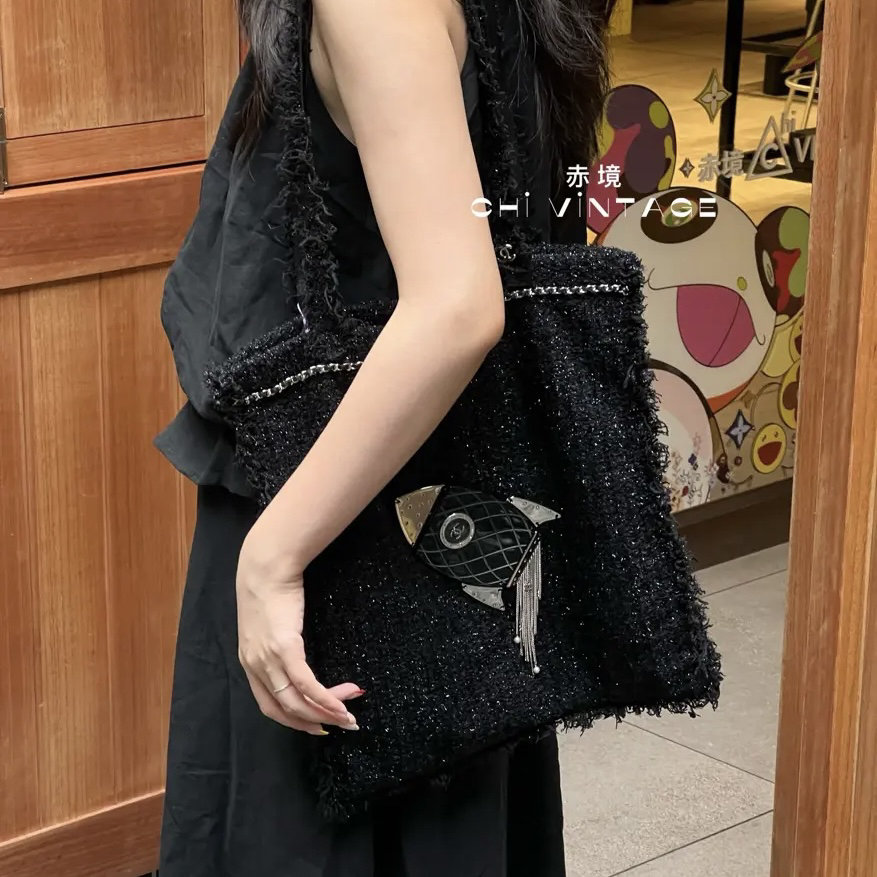 99新 Chanel/香奈儿 5374 黑色限定火箭托特单肩包17-18