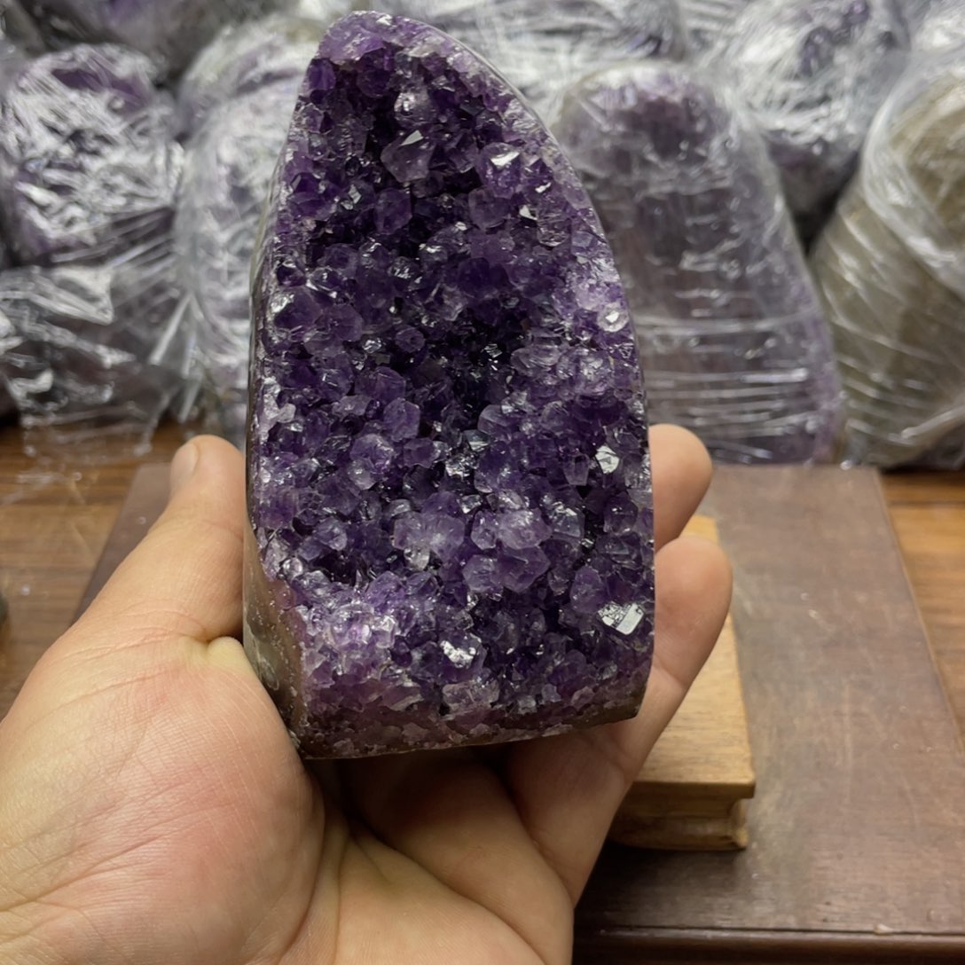 大型摆件（非配饰）未镶嵌水晶