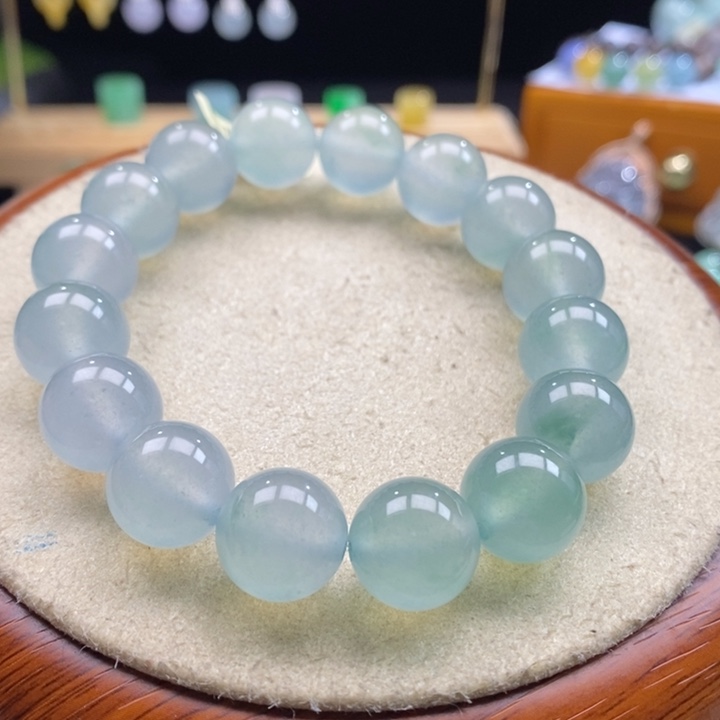 翡翠吊坠(不含链)未镶嵌翡翠高冰晴绿手串