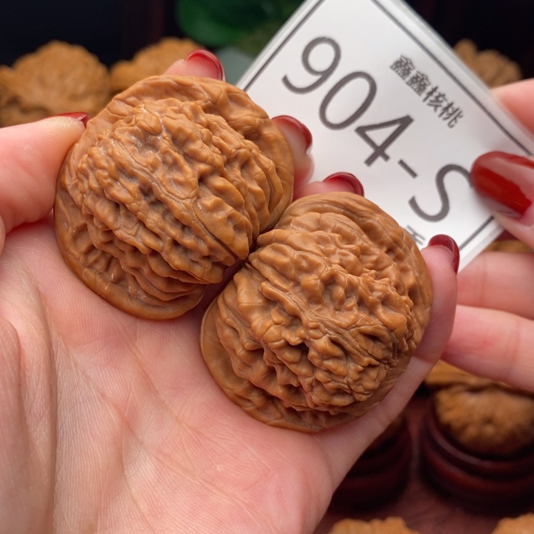 文玩核桃把件汉高楼42