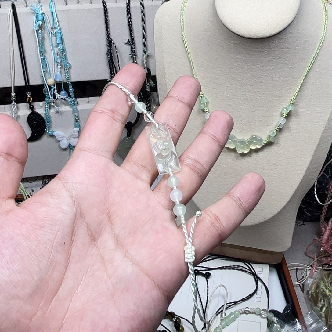 蛇纹石玉合金颈饰