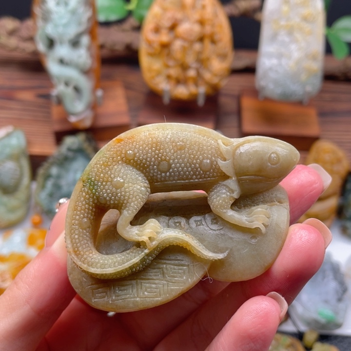 定制翡翠未镶嵌翡翠