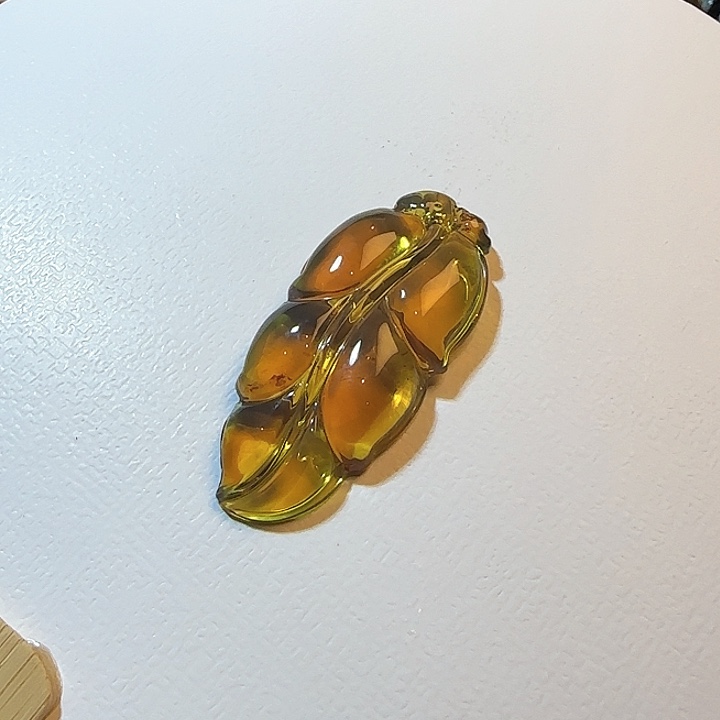 琥珀颈饰未镶嵌吊坠