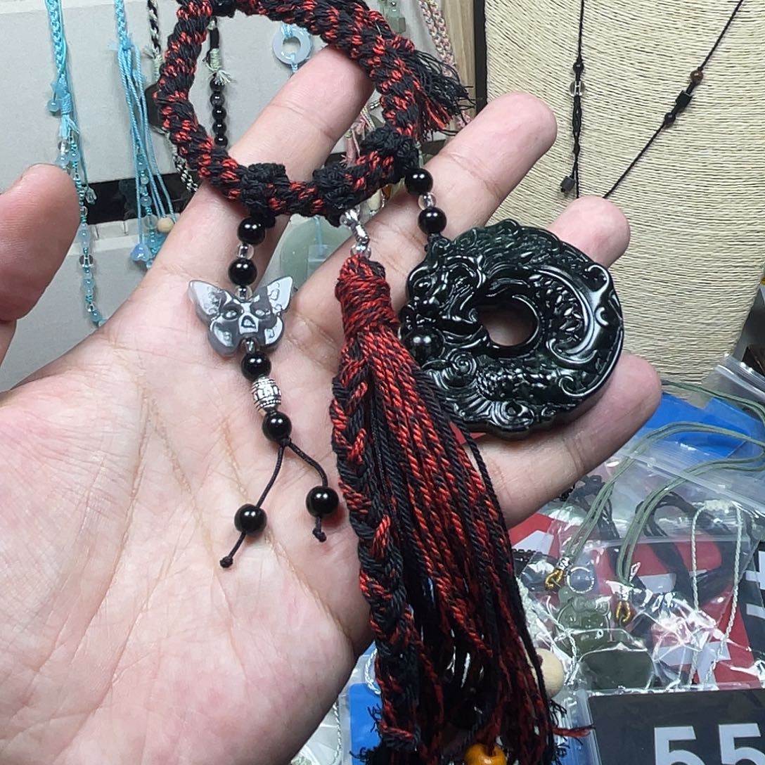 蛇纹石玉合金颈饰