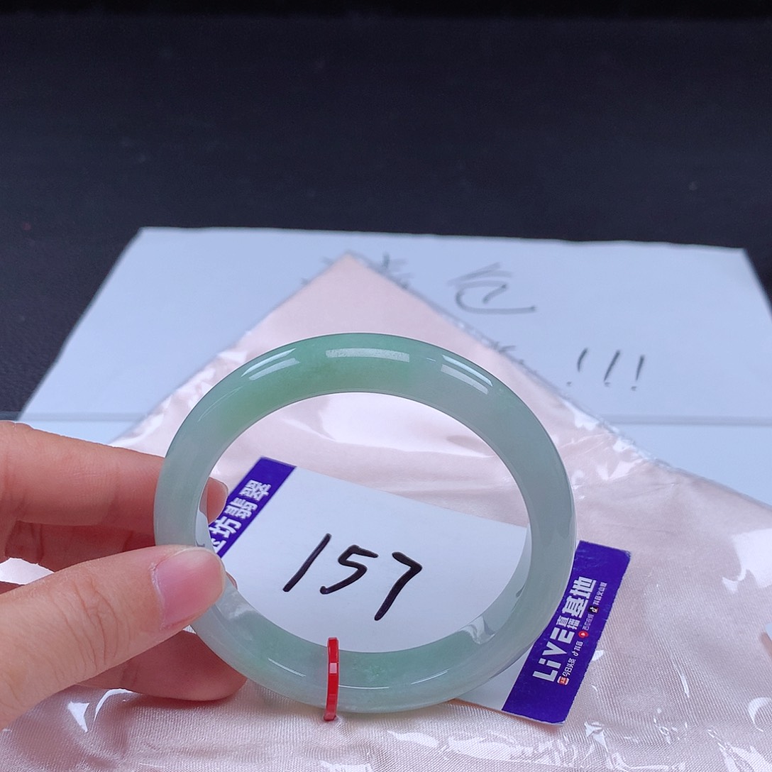 翡翠手镯未镶嵌手镯001422