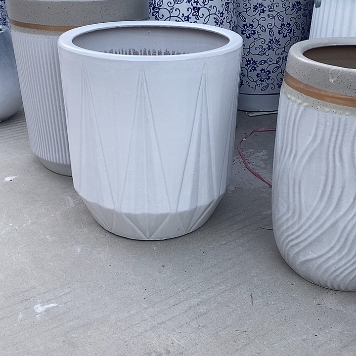 白钻石大号口33高36福利