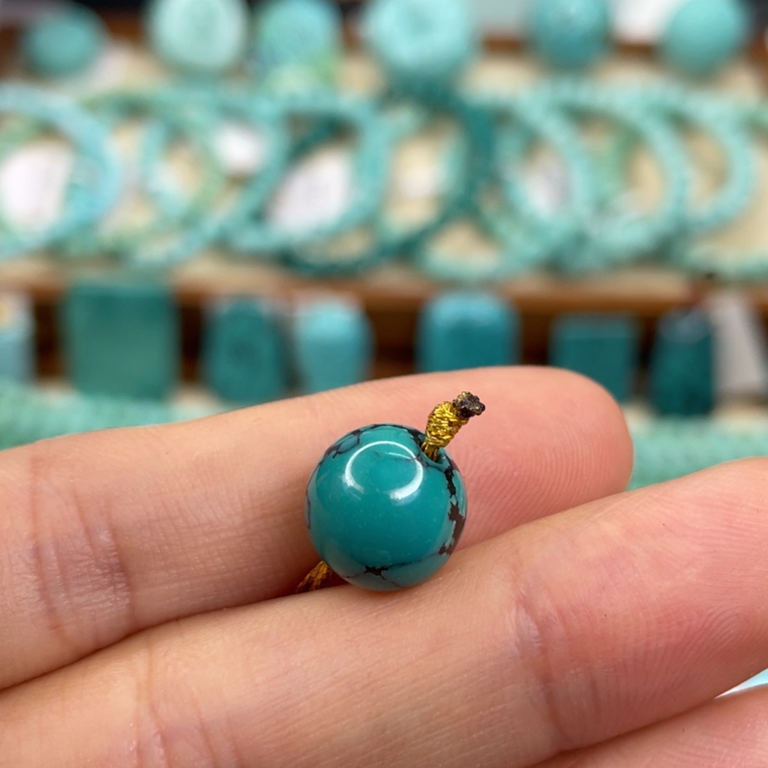 绿松石未镶嵌挂件