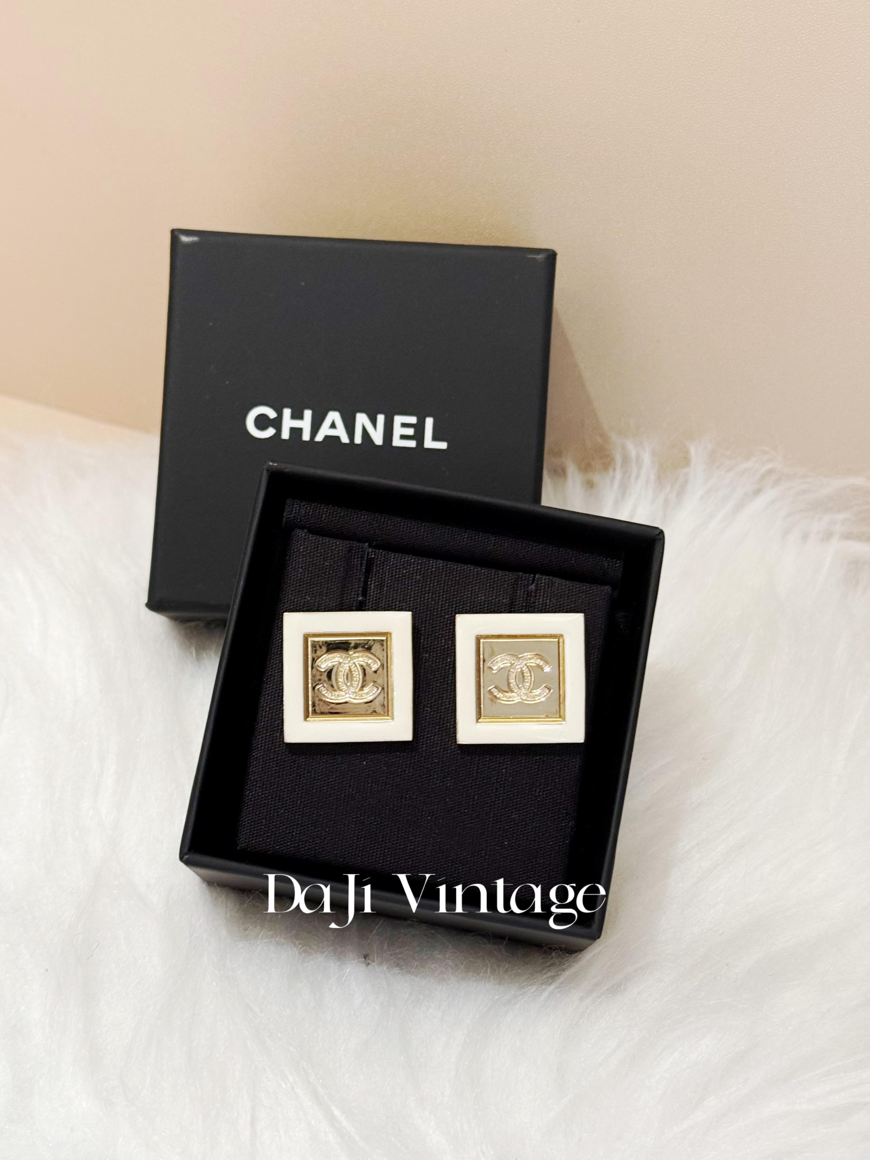 95新 Chanel/香奈儿 大吉中古sh/Chanel香奈儿白珐琅方形耳钉