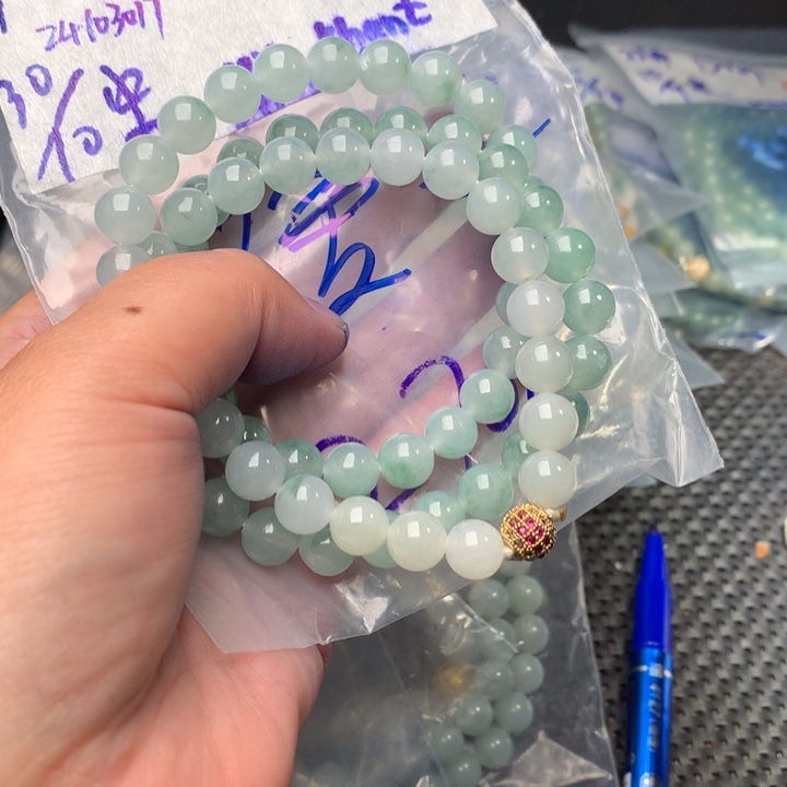 定制翡翠未镶嵌?****?翡翠