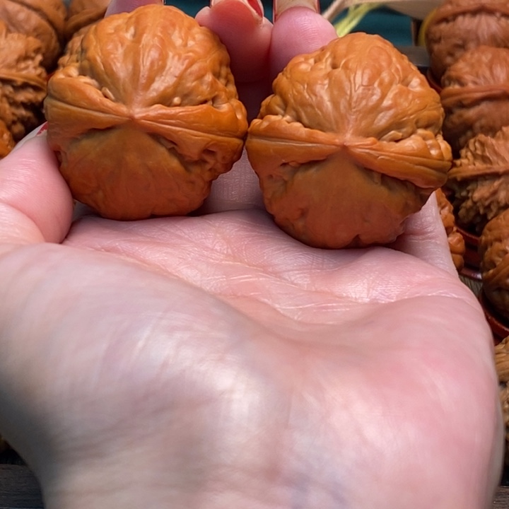 把件文玩核桃虎头王
