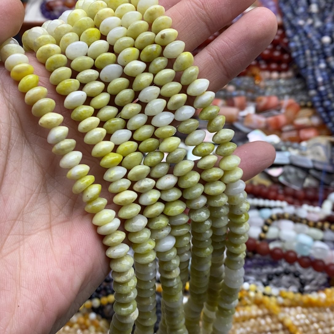 玛瑙/玉髓未镶嵌珠宝半成品一条天然8mm菜花玉算盘珠