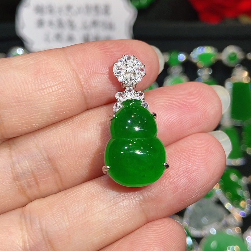 【闪购商品】颈饰未镶嵌翡翠天然翡翠