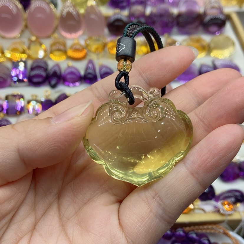 【闪购商品】水晶水晶吊坠未镶嵌