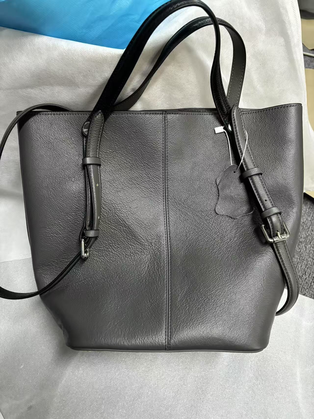 8692灰色【清货微瑕】新款时尚轻奢百搭气质女包