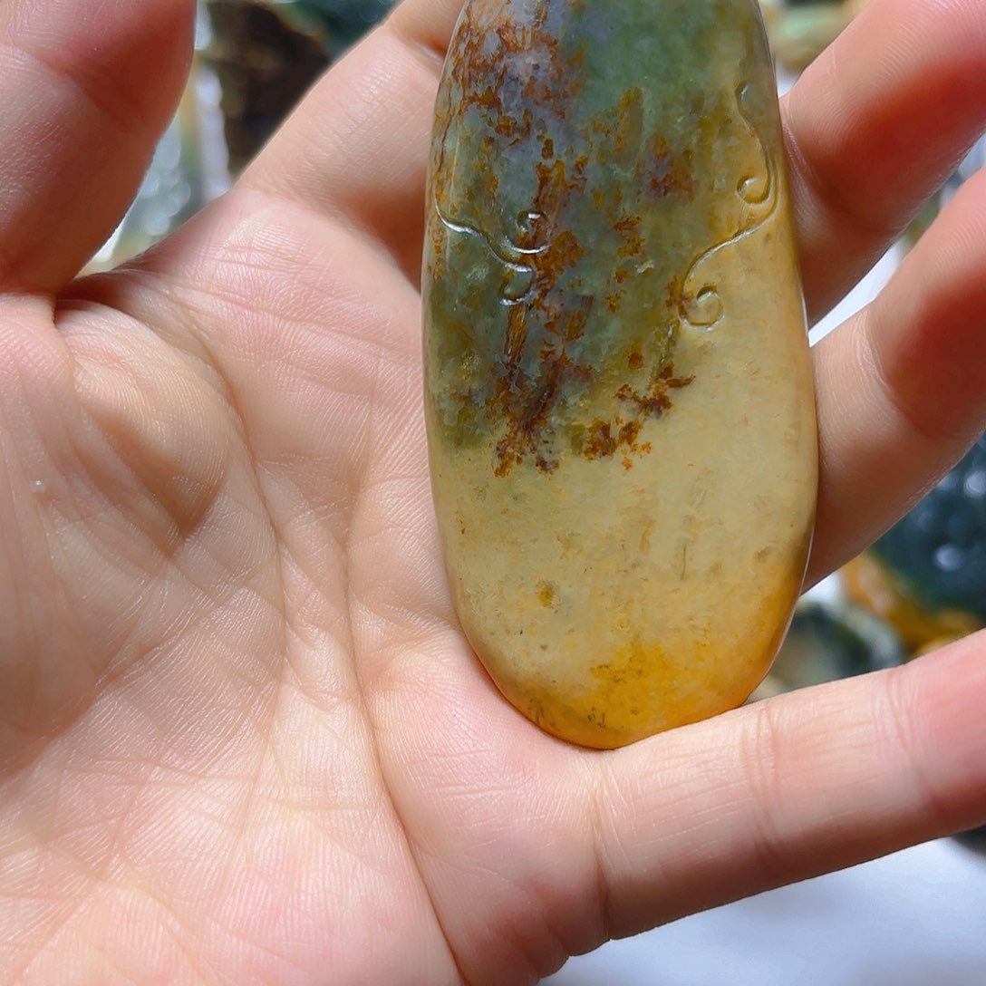 岫岩河磨玉（透闪石质玉）未镶嵌挂件