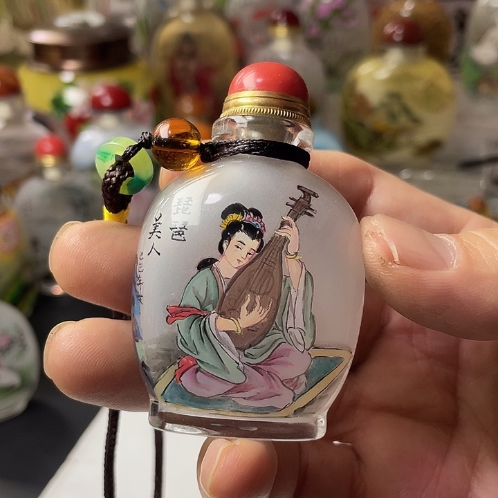 元***贞有机玻璃内画鼻烟壶手把壶仕女