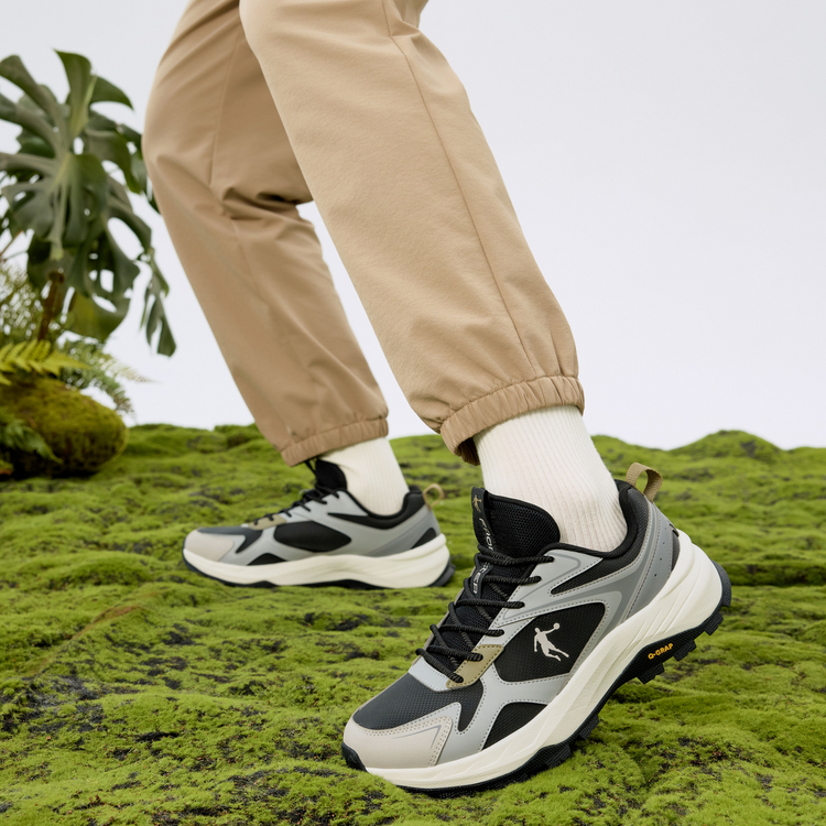 乔丹户外运动鞋男2026春季防滑耐磨缓震越野休闲鞋QDF193261923G