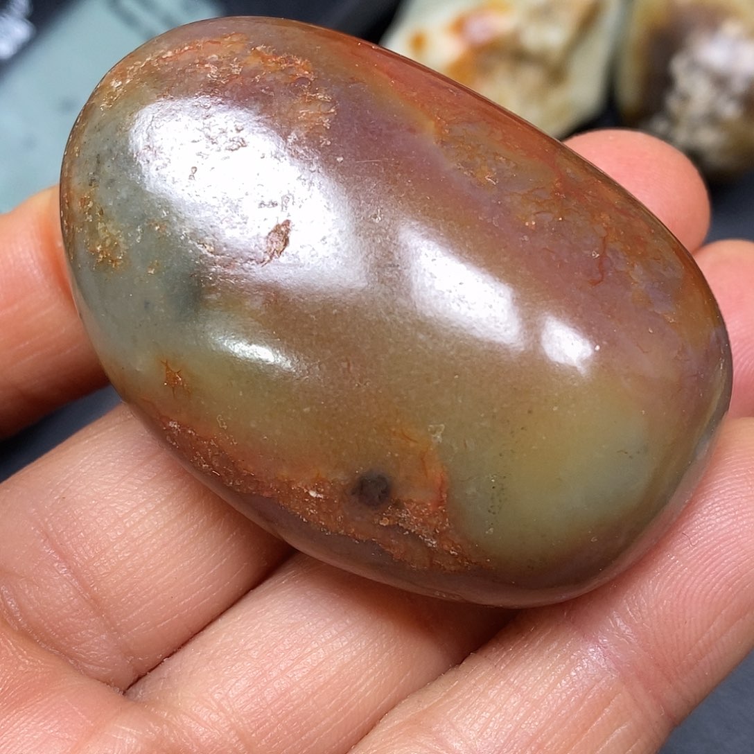 和田玉未镶嵌珠宝奇石