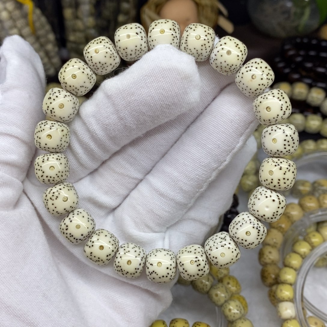 星月菩提吊坠原生态的11/10月朗星稀