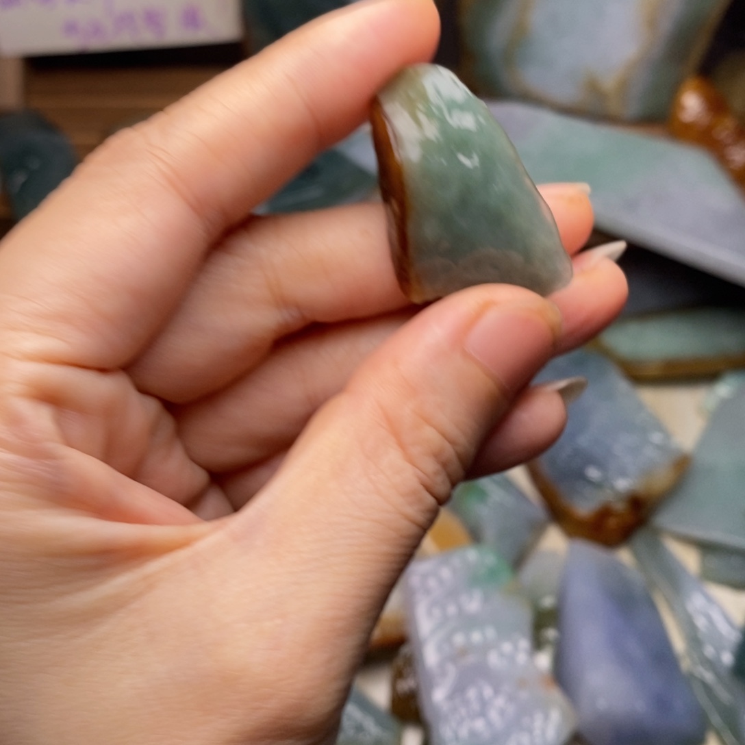 翡翠未镶嵌颈饰天然