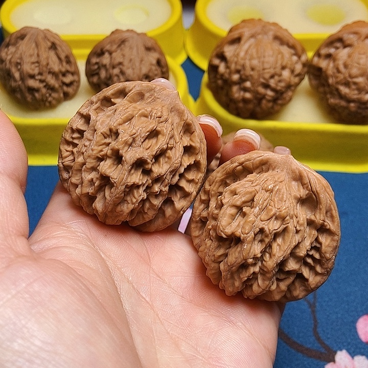 吊坠文玩核桃麦穗虎头