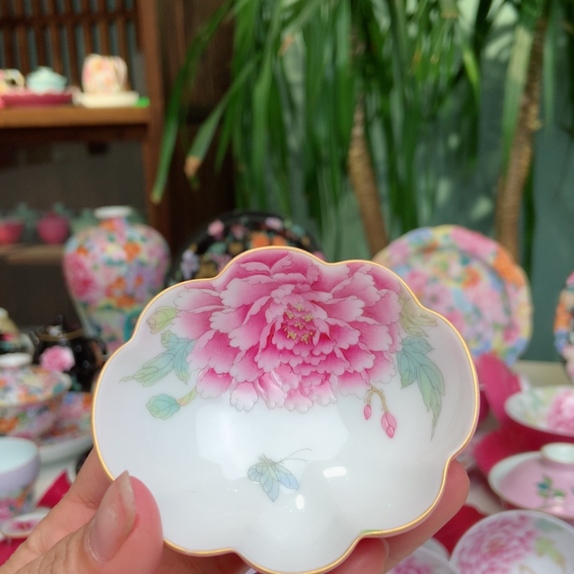 【闪购商品】女神杯牡丹花渐变的胭脂红