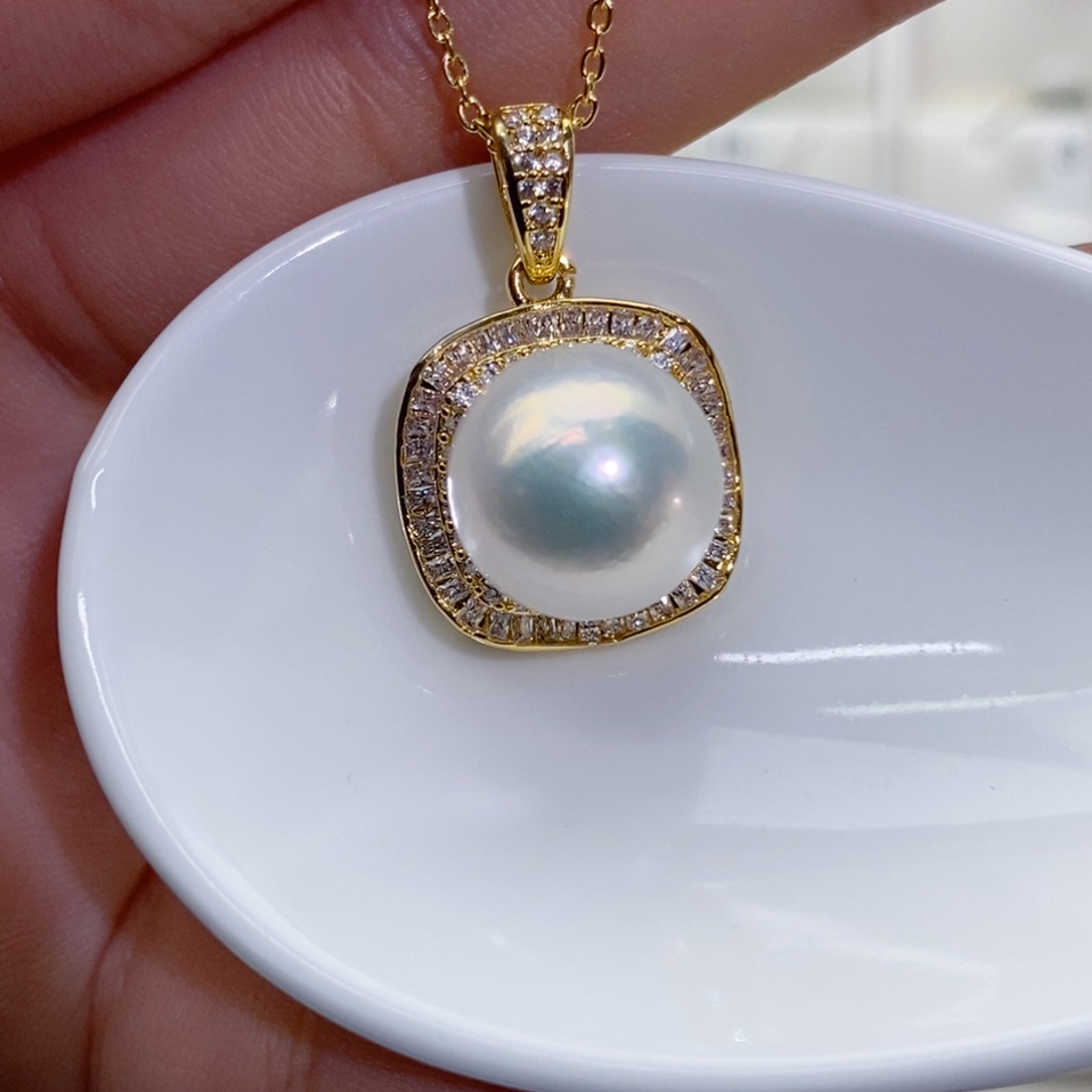 淡水珍珠吊坠(赠链)合金